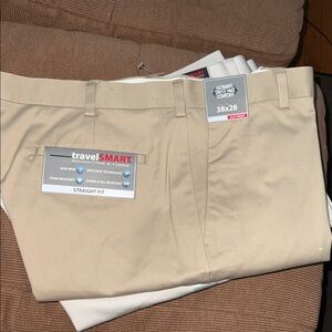 Roundtree & Yorke Beige Straight Fit Chinos